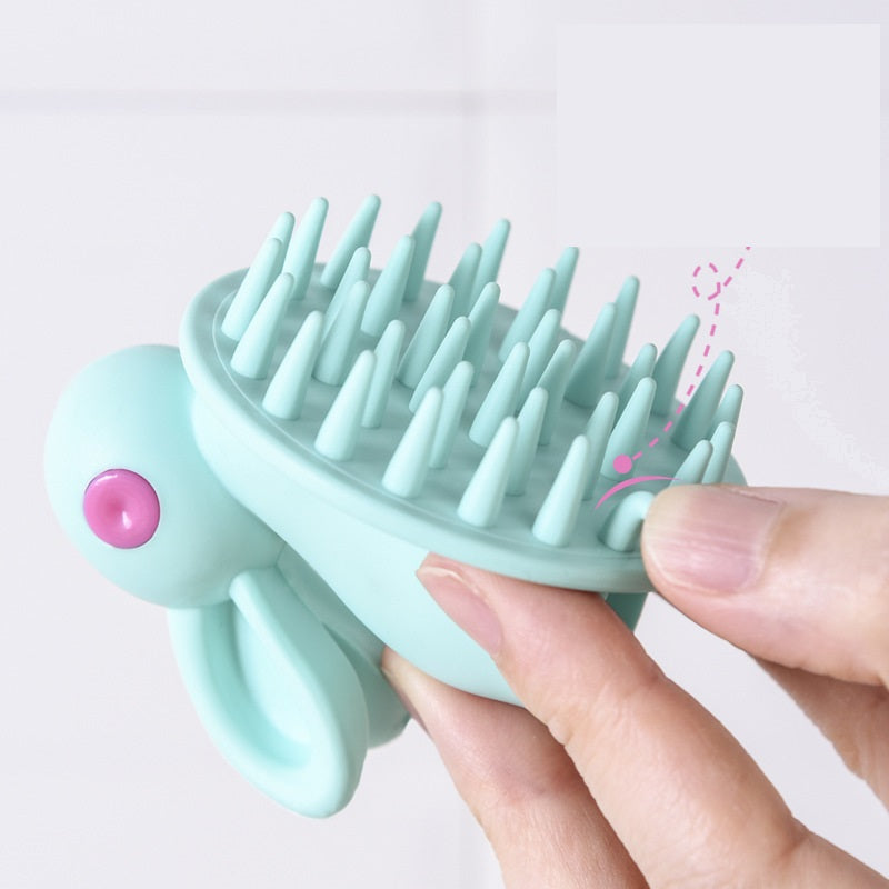 Brosse à shampooing en caoutchouc souple pour le massage du cuir chevelu des enfants